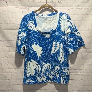 Talbots Blue and White Floral Short-Sleeve Tee Cotton Blend Woman’s Size XL